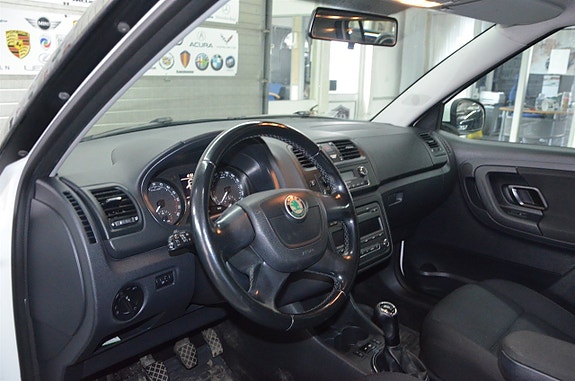 Skoda Fabia 5 of 10