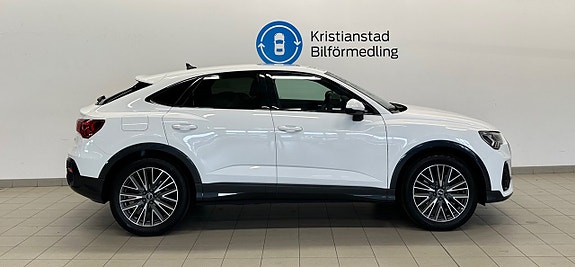 Audi Q3 6 of 12