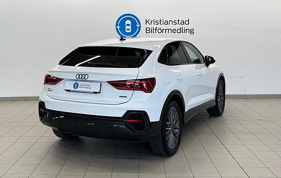 Audi Q3 8 of 12