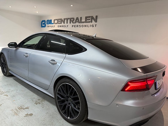 Audi A7 9 of 22