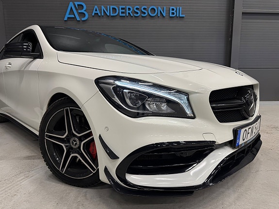 Mercedes-Benz CLA45 3 of 5