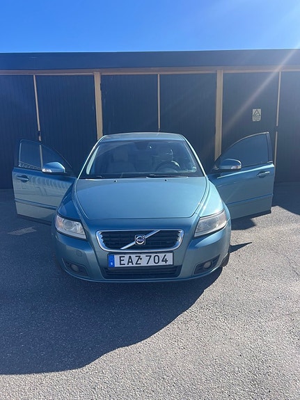 Volvo V50