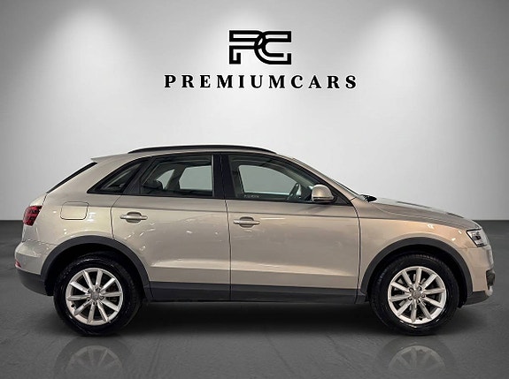 Audi Q3 6 of 23