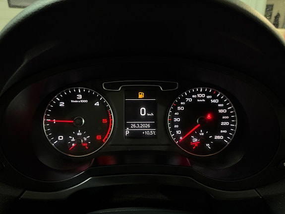 Audi Q3 11 of 23