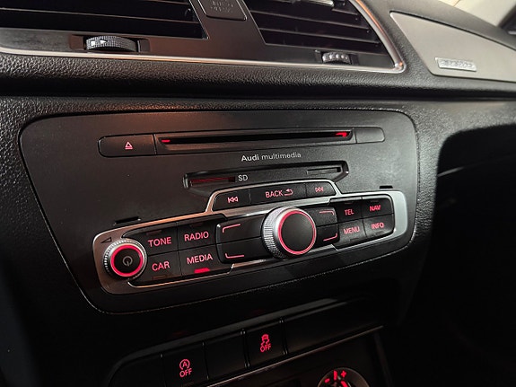 Audi Q3 15 of 23