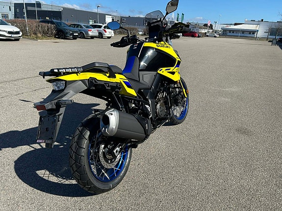 Suzuki V-Strom 1050DE 5 of 5