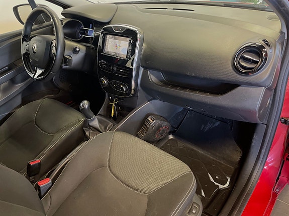 Renault Clio 7 of 14
