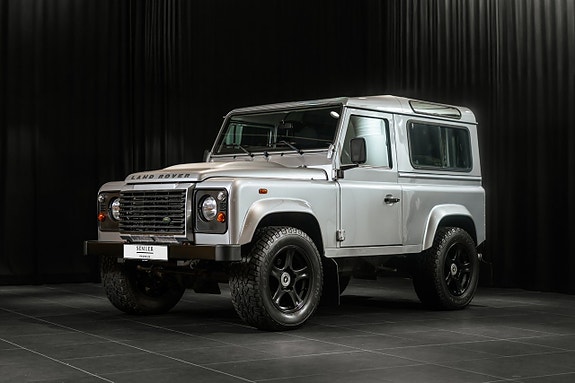 Land Rover Defender 90