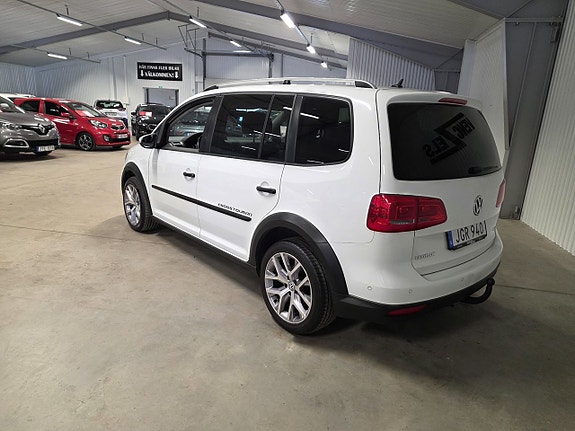 Volkswagen CrossTouran 5 of 5