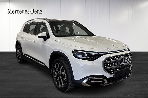 Mercedes-Benz GLB350 2 of 23