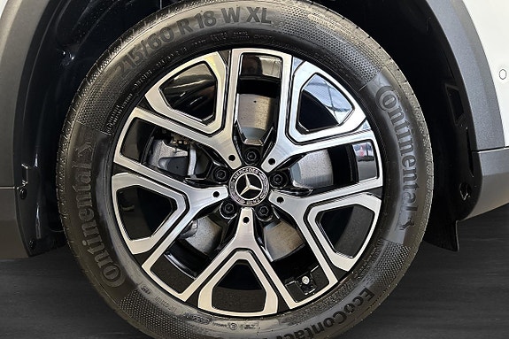 Mercedes-Benz GLB350 23 of 23