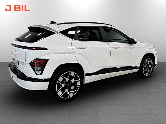 Hyundai Kona 3 of 5