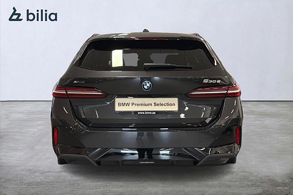 BMW 530e 4 of 18