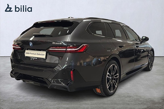 BMW 530e 17 of 18