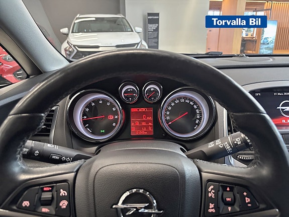 Opel Astra 10 of 13