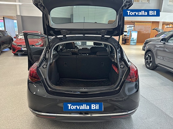 Opel Astra 13 of 13