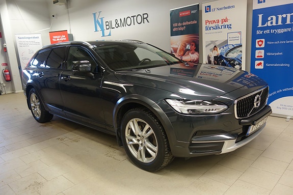Volvo V90 Cross Country