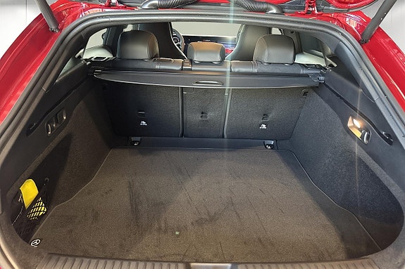 Mercedes-Benz CLA350 13 of 13