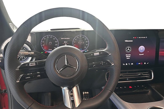 Mercedes-Benz CLA350 7 of 13