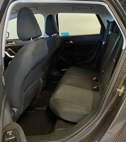 Peugeot 308 SW 7 of 14