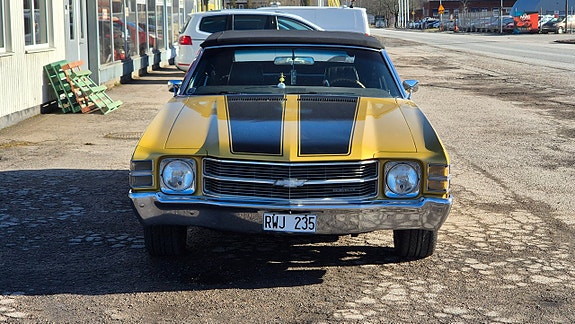 Chevrolet Chevelle 3 of 5