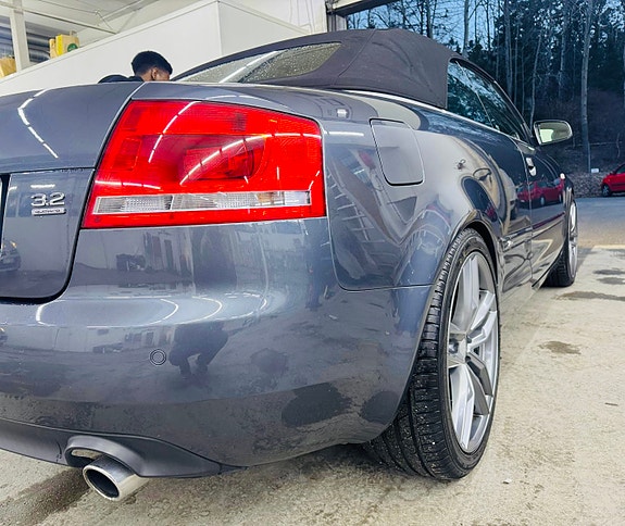Audi Cabriolet 7 of 17