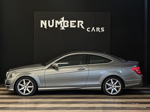 Mercedes-Benz C220 7 of 27
