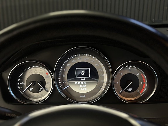 Mercedes-Benz C220 21 of 27