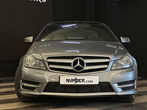 Mercedes-Benz C220 4 of 27