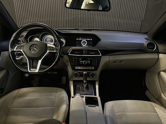 Mercedes-Benz C220 18 of 27