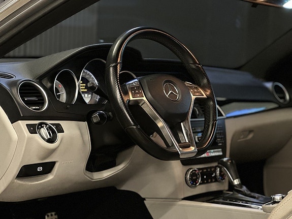 Mercedes-Benz C220 17 of 27