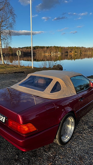 Mercedes-Benz SL500 5 of 5