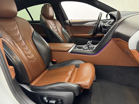 BMW M850i 26 of 26
