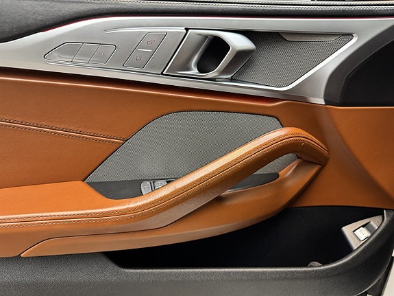 BMW M850i 21 of 26