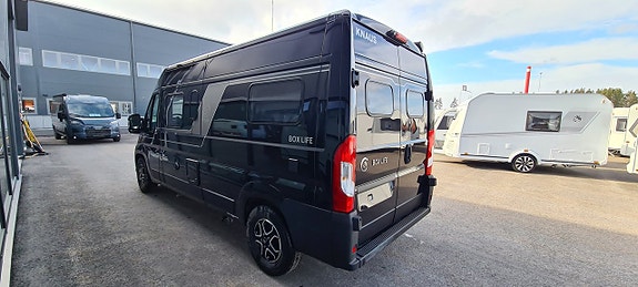 Knaus 600 ME BoxLife Platinum "Automatlåda + Lyftsäng" 3 of 13
