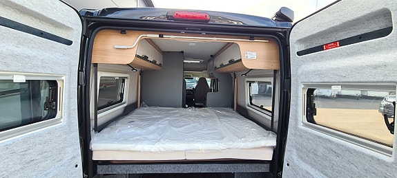Knaus 600 ME BoxLife Platinum "Automatlåda + Lyftsäng" 5 of 13