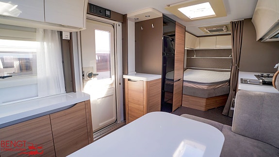 Adria ALPINA 583 LP 8 of 21