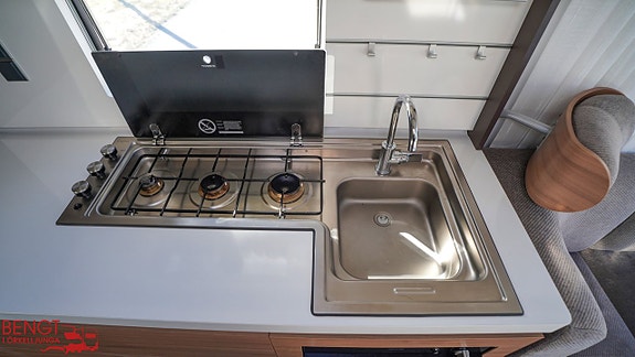 Adria ALPINA 583 LP 13 of 21