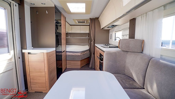 Adria ALPINA 583 LP 10 of 21