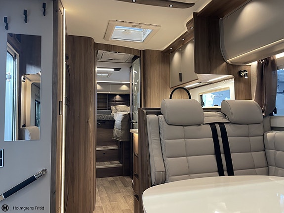 Kabe Imperial Travel Master Intergrated R i830 LGB 7 of 13