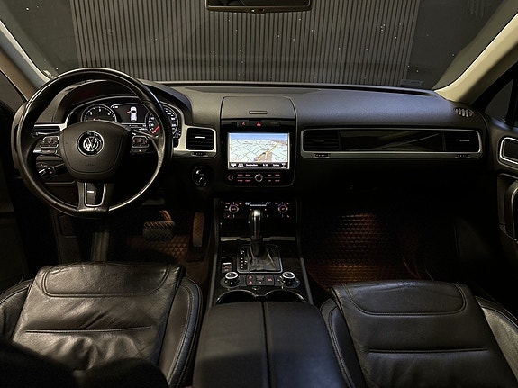 Volkswagen Touareg 16 of 27