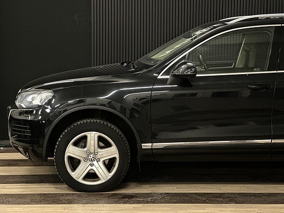 Volkswagen Touareg 5 of 5