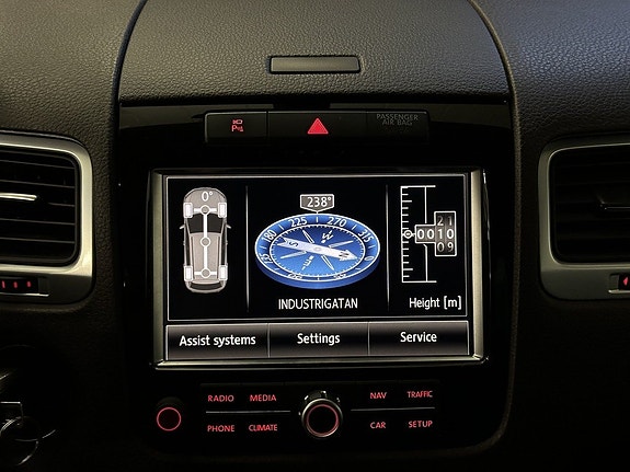 Volkswagen Touareg 23 of 27