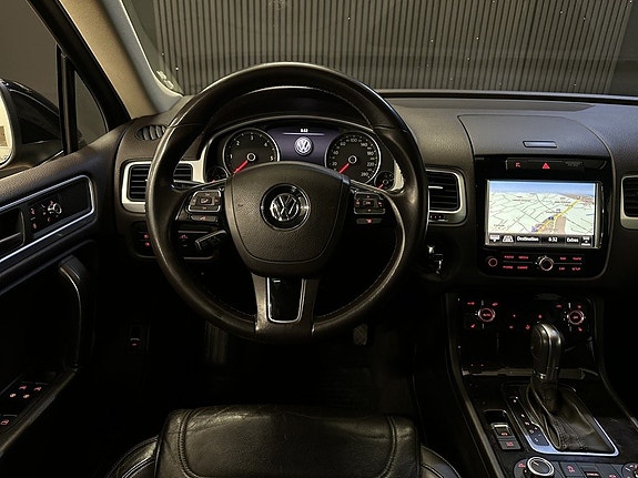 Volkswagen Touareg 17 of 27