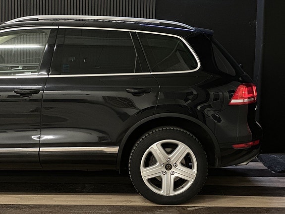 Volkswagen Touareg 6 of 27