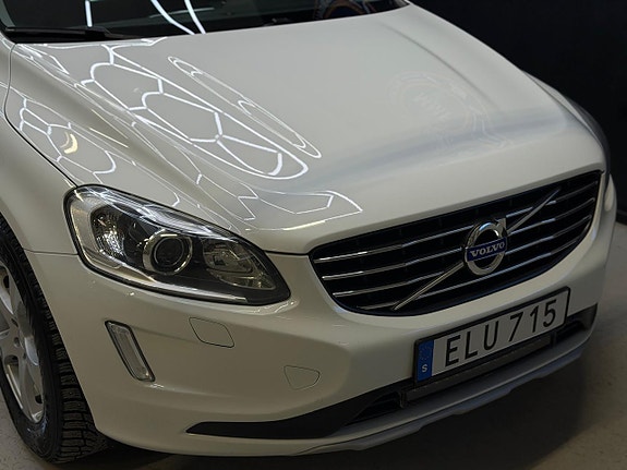 Volvo XC60 6 of 25