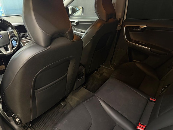 Volvo XC60 20 of 25