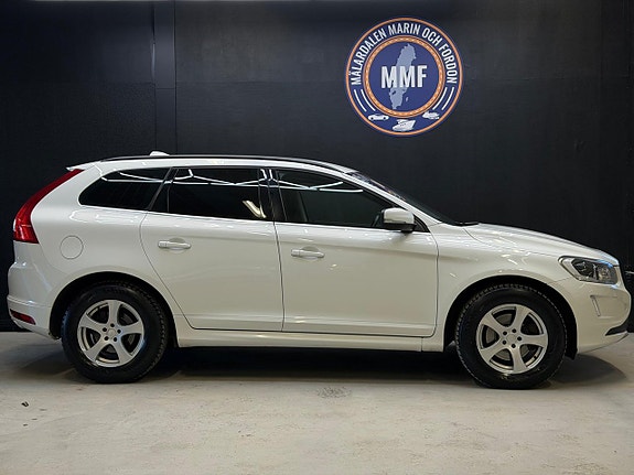 Volvo XC60 3 of 25