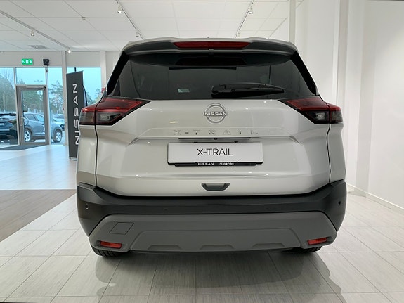 Nissan X-Trail 4 of 5