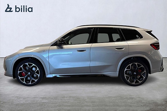 BMW X1 3 of 5